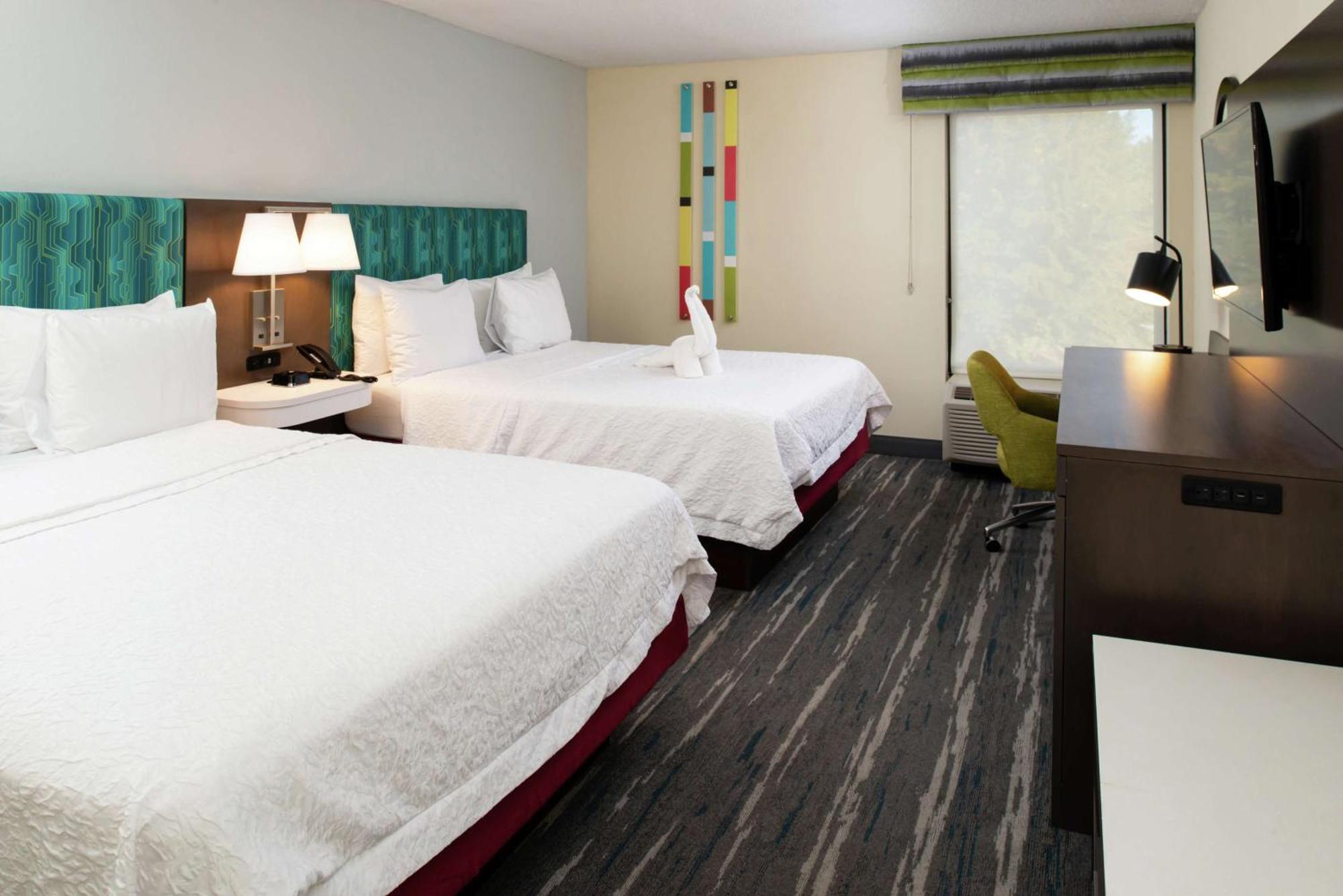 Hampton Inn Greensboro Airport Экстерьер фото