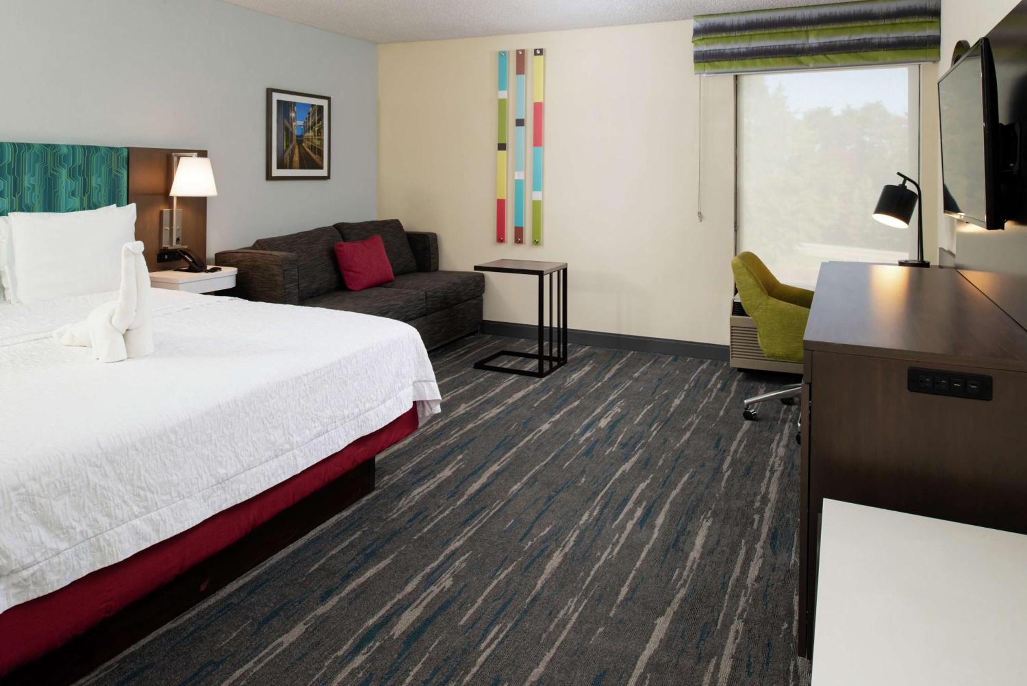 Hampton Inn Greensboro Airport Экстерьер фото